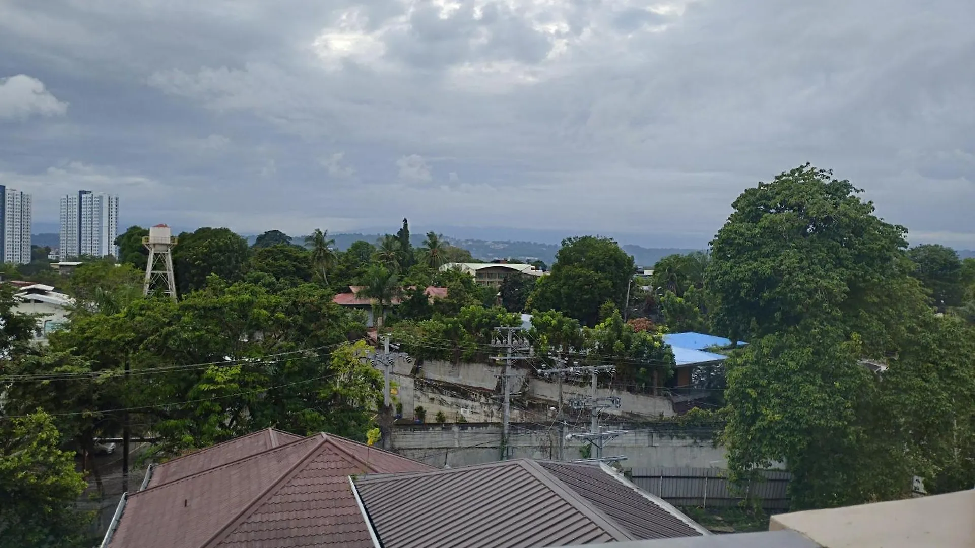 Hotel apartamentowy Studio Condo At Camella Northpoint Near Abreeza Mall Davao